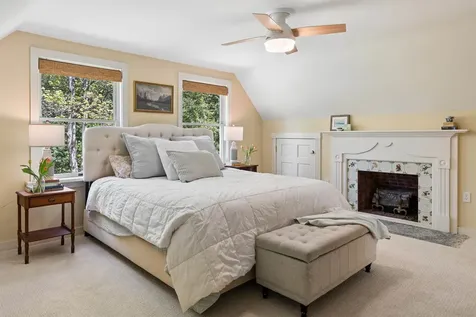 71 Old Oak Lane Hartland VT 05048