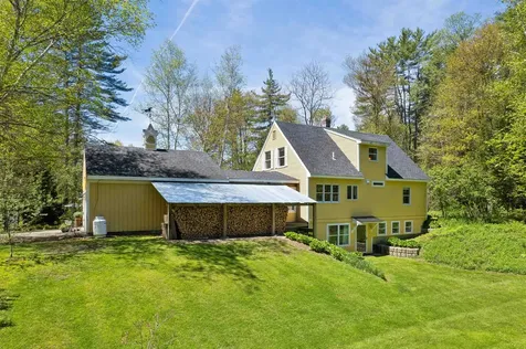 71 Old Oak Lane Hartland VT 05048
