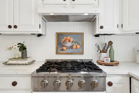 71 Old Oak Lane Hartland VT 05048