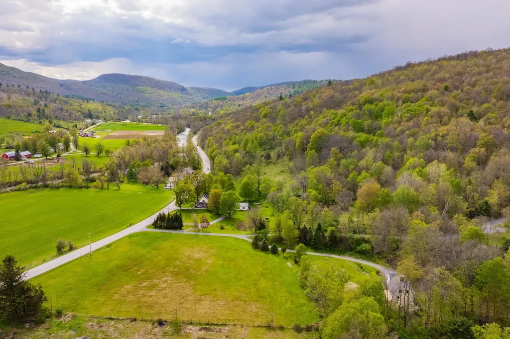 136 Fox Run Road Arlington VT 05250