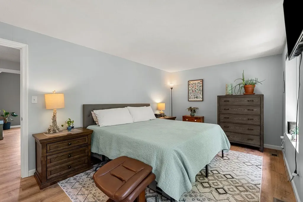 5 Westminster Drive Nashua NH 03064