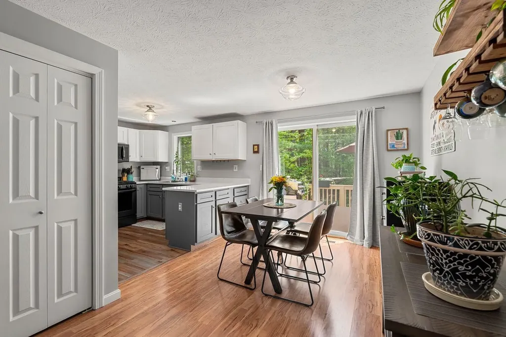 5 Westminster Drive Nashua NH 03064