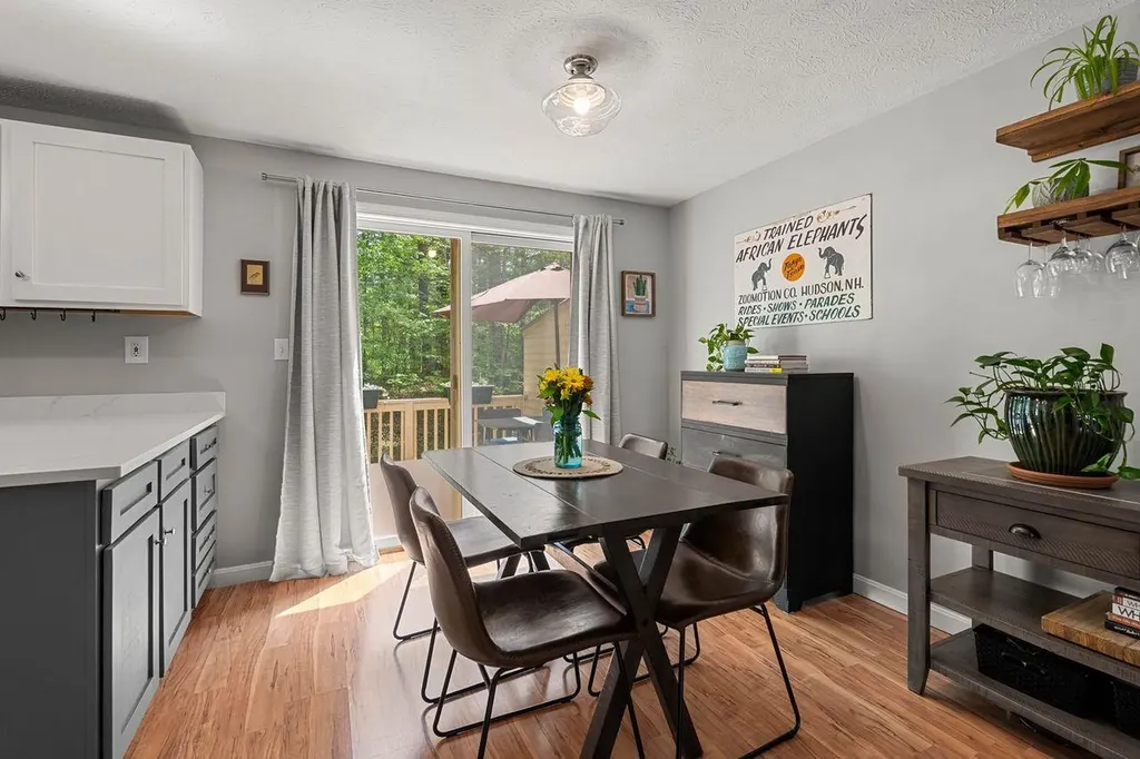 5 Westminster Drive Nashua NH 03064