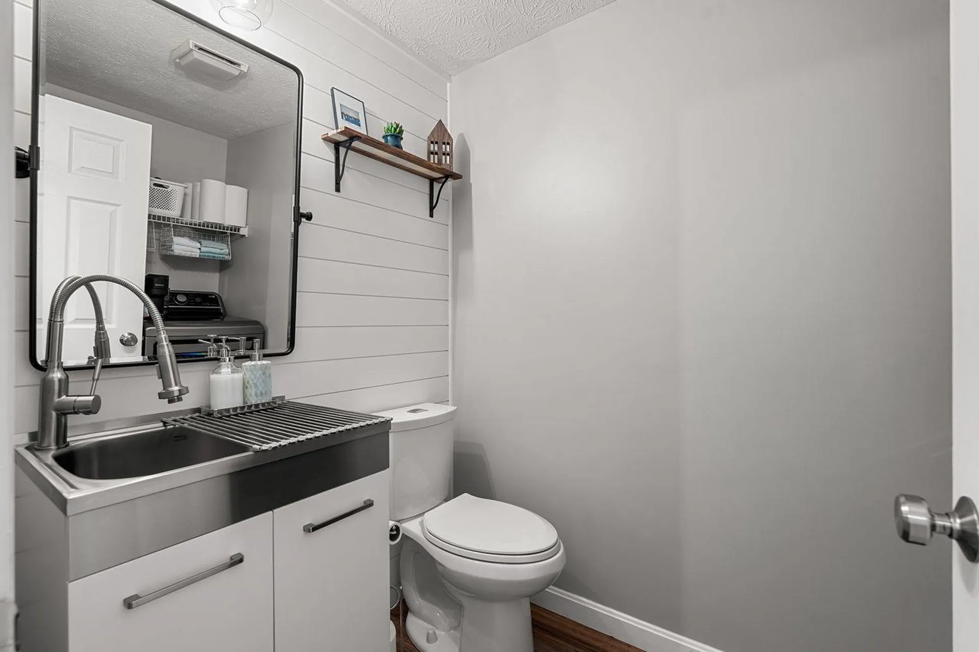 5 Westminster Drive Nashua NH 03064