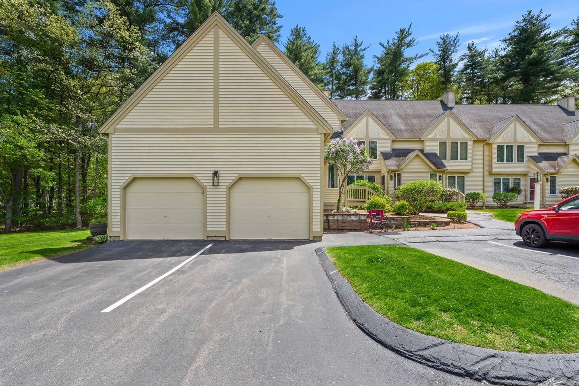 5 Westminster Drive Nashua NH 03064