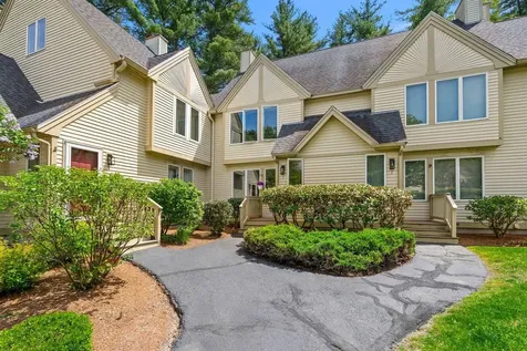5 Westminster Drive Nashua NH 03064