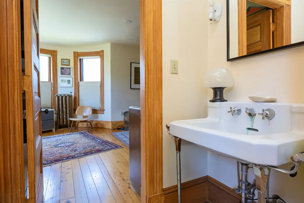 154 Boyton Avenue St. Johnsbury VT 05819