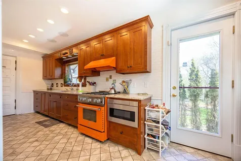 154 Boyton Avenue St. Johnsbury VT 05819