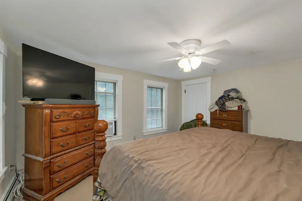 239 Wentworth Road Brookfield NH 03872