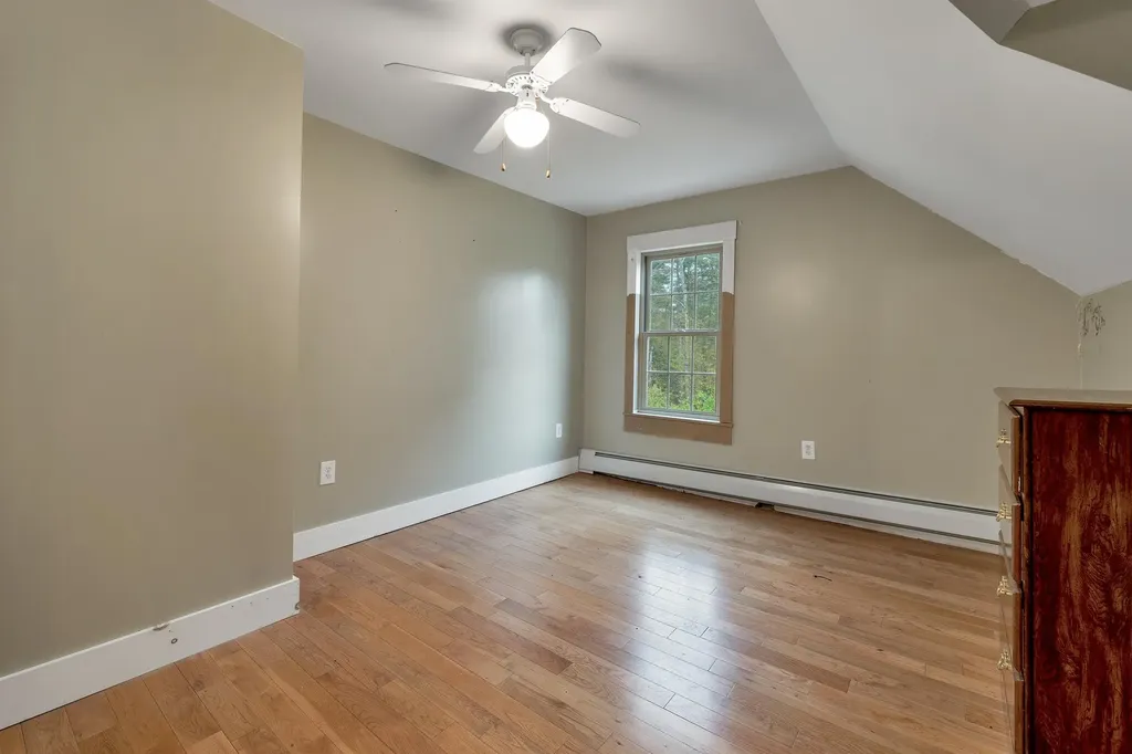 239 Wentworth Road Brookfield NH 03872