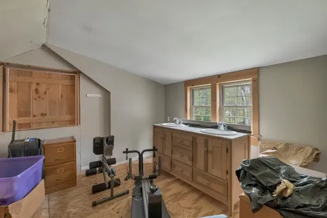 239 Wentworth Road Brookfield NH 03872