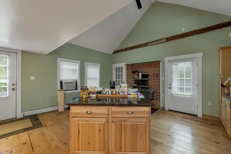 239 Wentworth Road Brookfield NH 03872