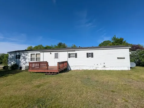 32 Skyline Drive Rochester NH 03867