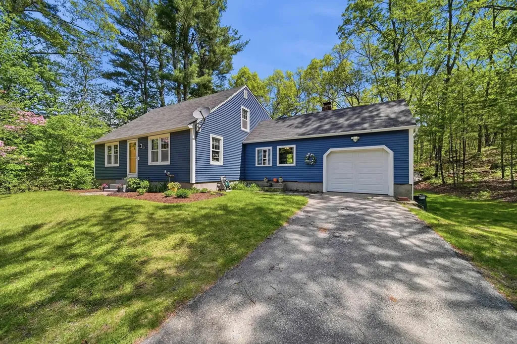 4 Tinker Road Merrimack NH 03054
