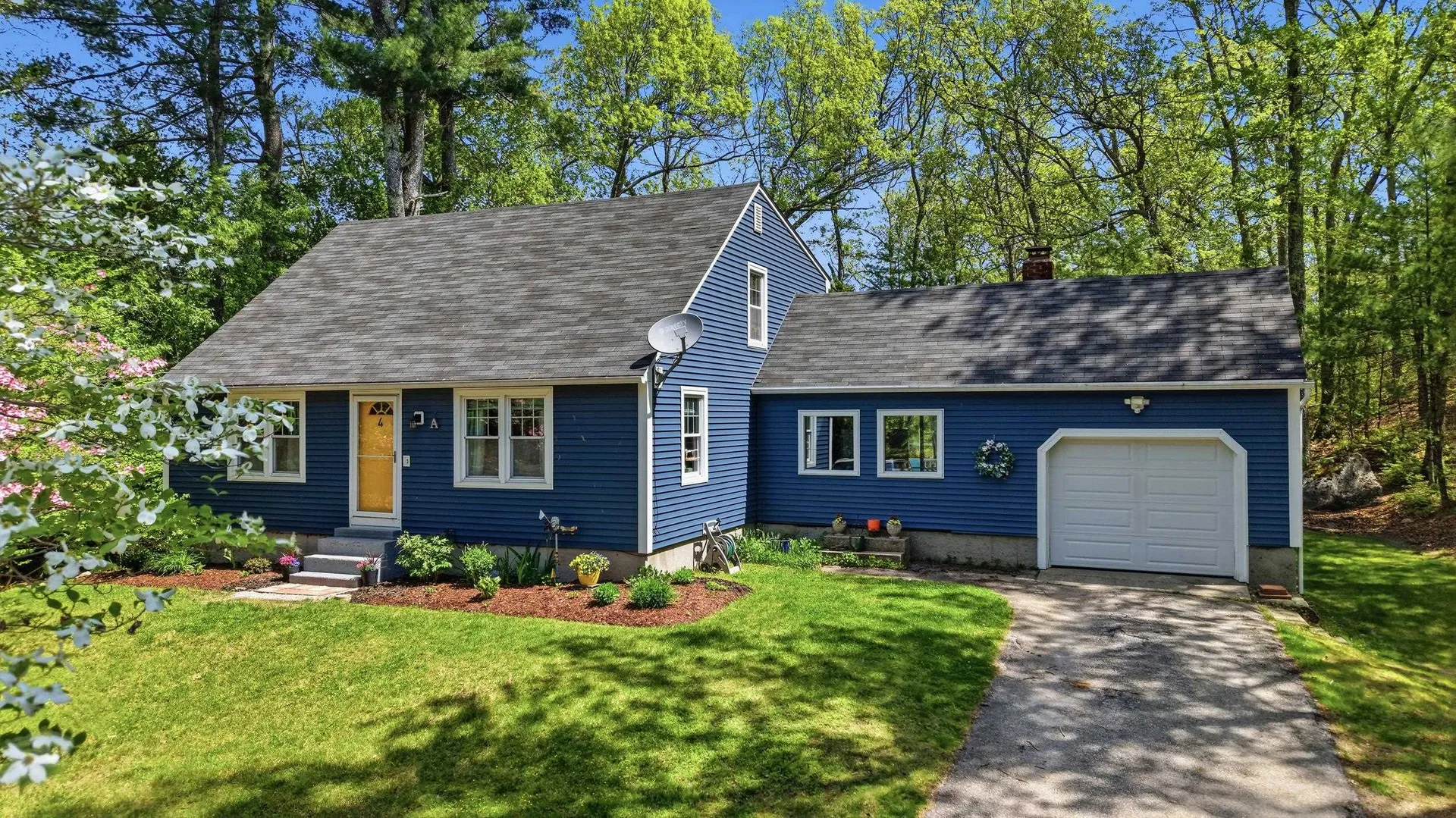 4 Tinker Road Merrimack NH 03054