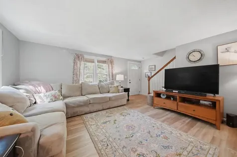 4 Tinker Road Merrimack NH 03054