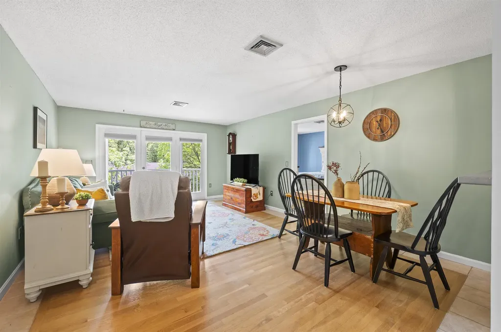 690 S Porter Street Manchester NH 03103