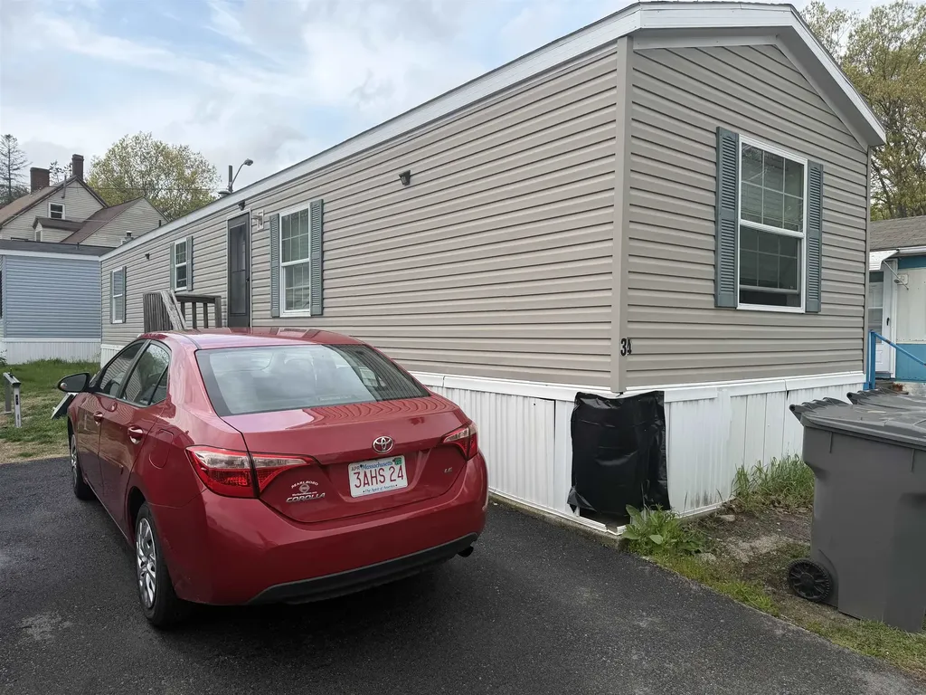 34 Policy Lane Salem NH 03079