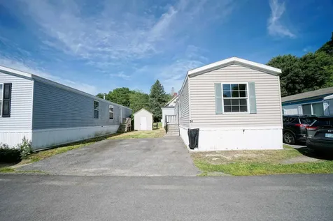 34 Policy Lane Salem NH 03079
