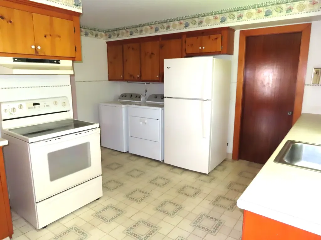 6 Barrett Avenue Keene NH 03431