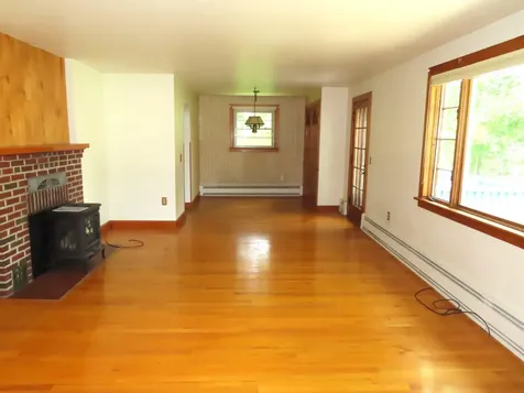 6 Barrett Avenue Keene NH 03431