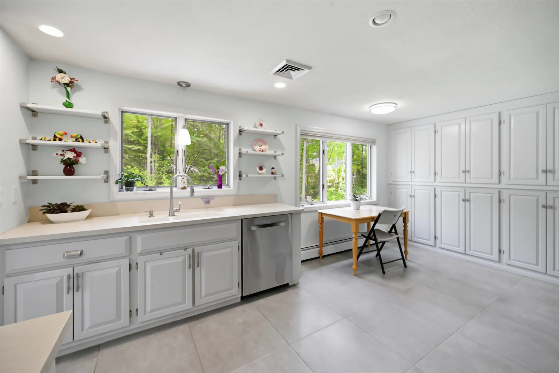 10 Kirsten's Landing Fremont NH 03044