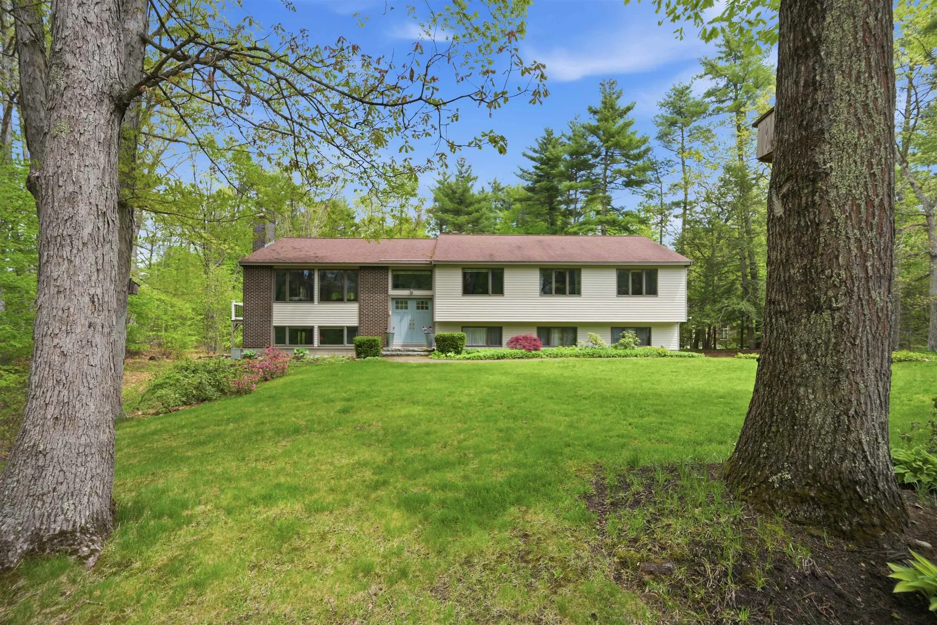 10 Kirsten's Landing Fremont NH 03044