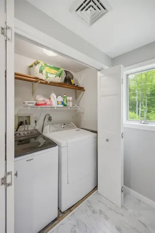 10 Kirsten's Landing Fremont NH 03044