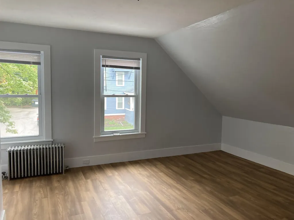 37 Dover Street Keene NH 03431