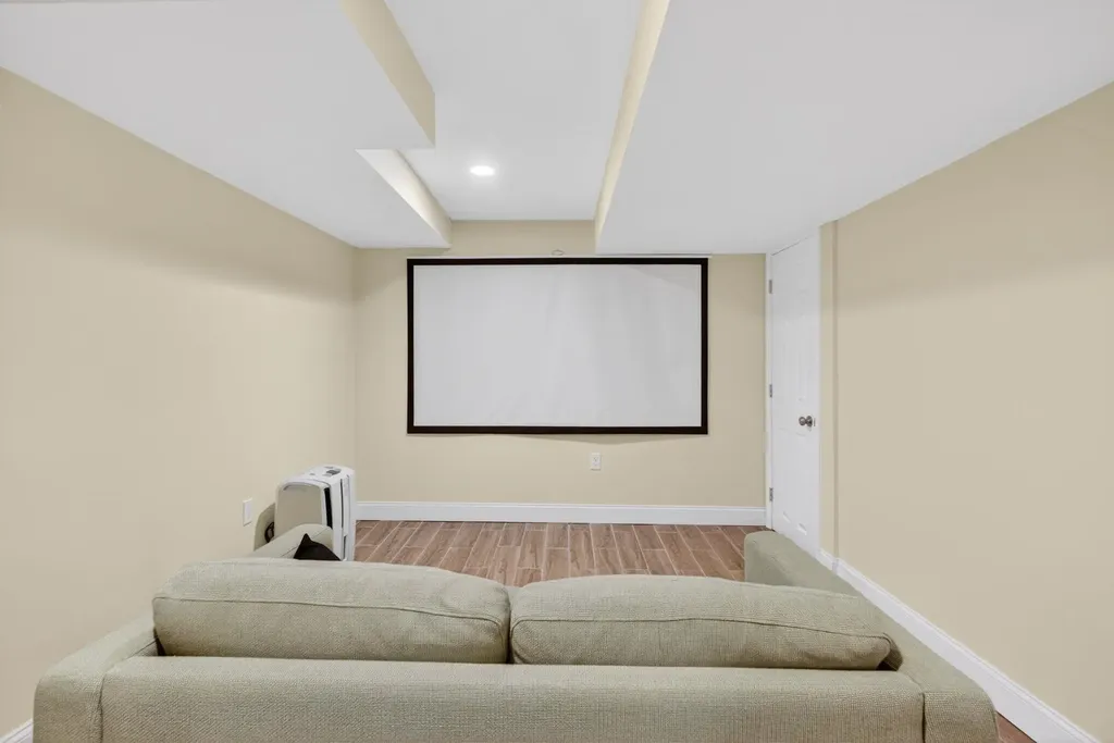 182 Adams Avenue Newton MA 02465