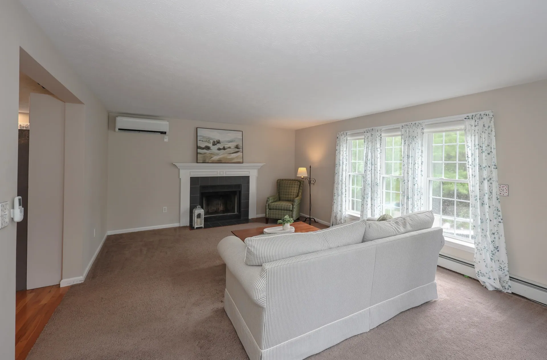 19 Burgess Drive Litchfield NH 03052