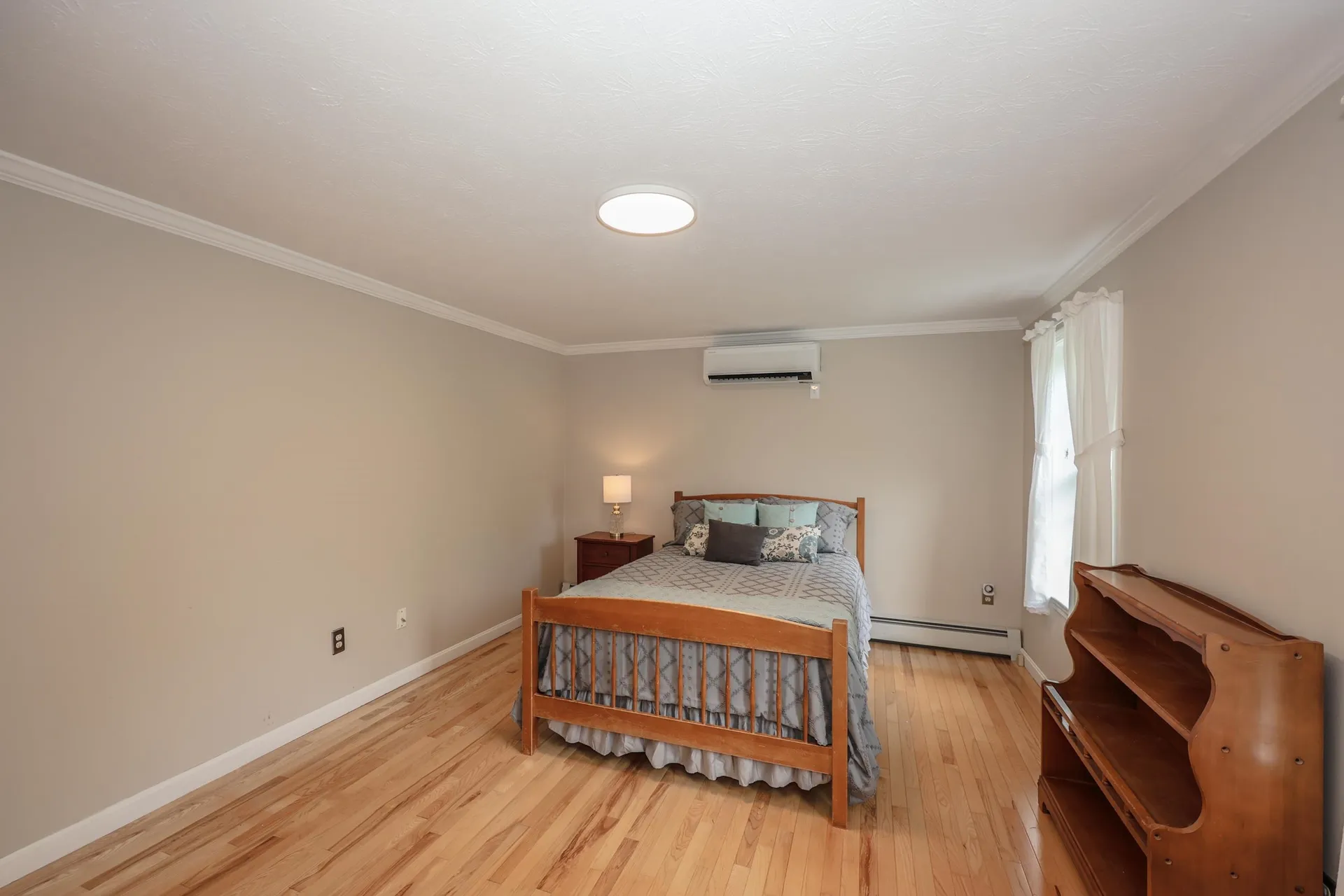 19 Burgess Drive Litchfield NH 03052