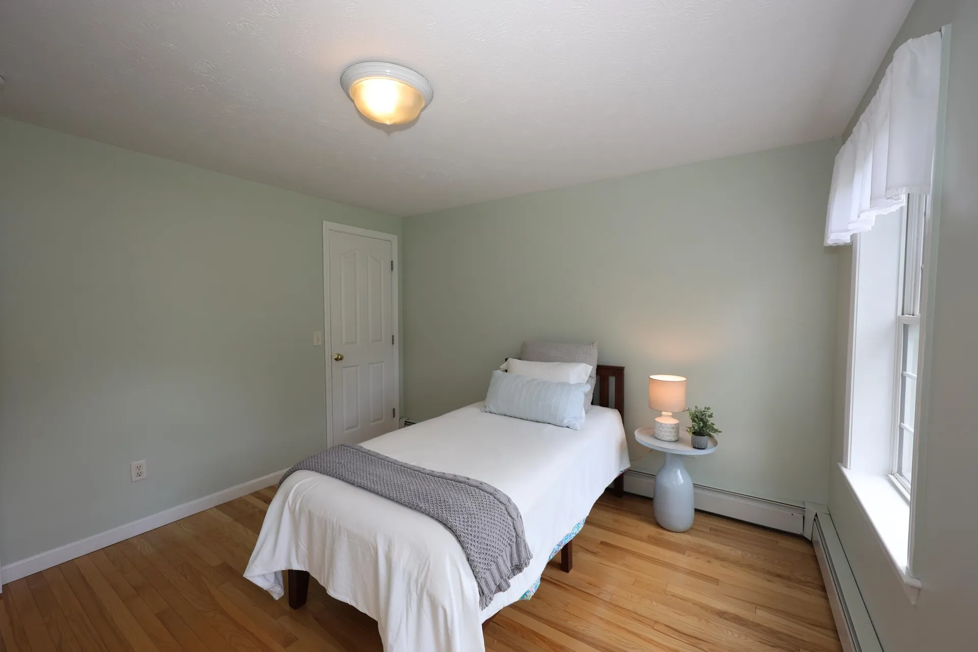 19 Burgess Drive Litchfield NH 03052