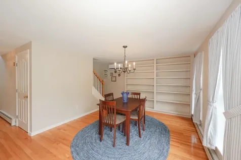 19 Burgess Drive Litchfield NH 03052