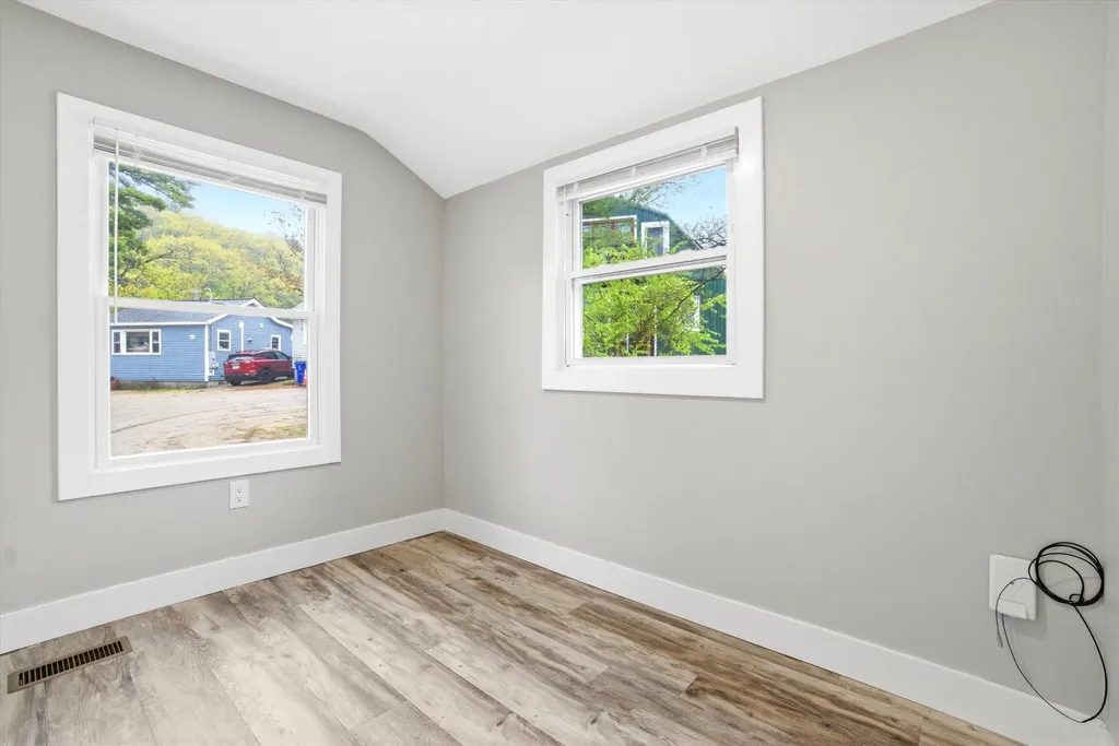 93 Lynchville Park Road Goffstown NH 03045