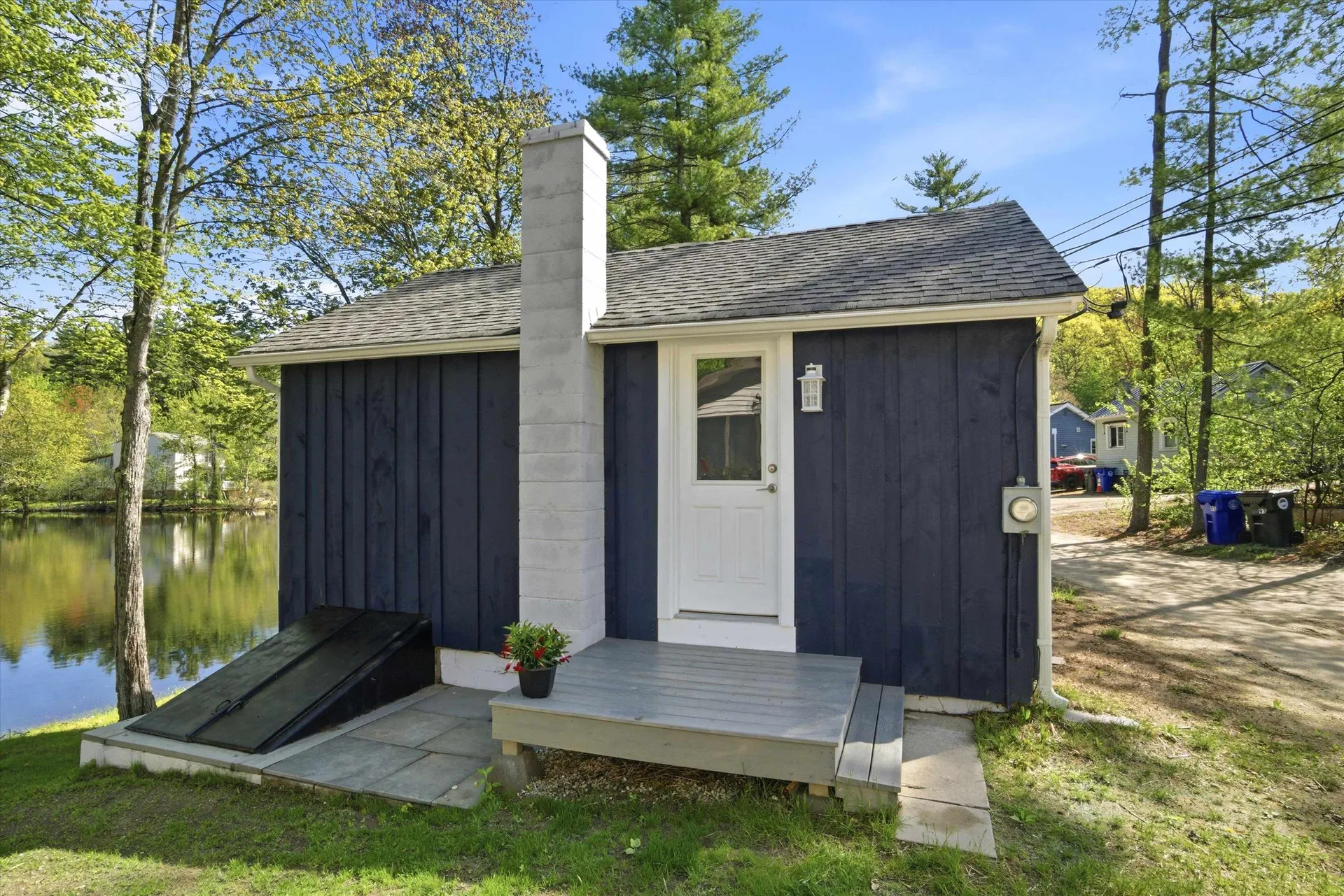 93 Lynchville Park Road Goffstown NH 03045