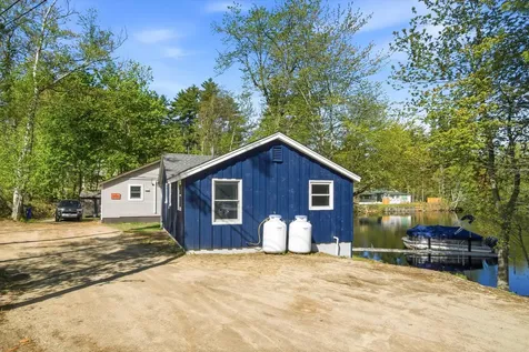 93 Lynchville Park Road Goffstown NH 03045