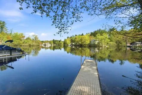 93 Lynchville Park Road Goffstown NH 03045