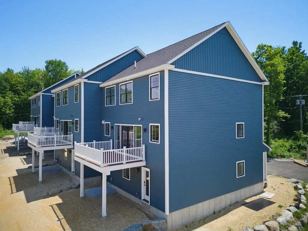 21 Upper Ladd Hill Road Meredith NH 03253