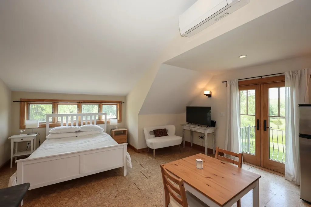 118 Perkins Road Madbury NH 03823