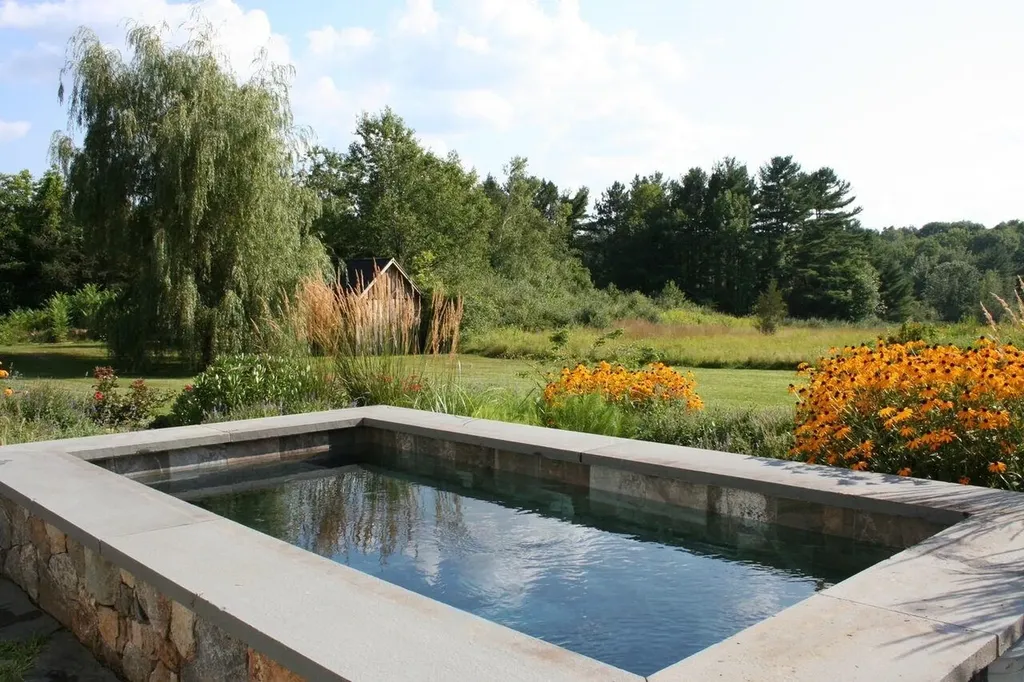 118 Perkins Road Madbury NH 03823