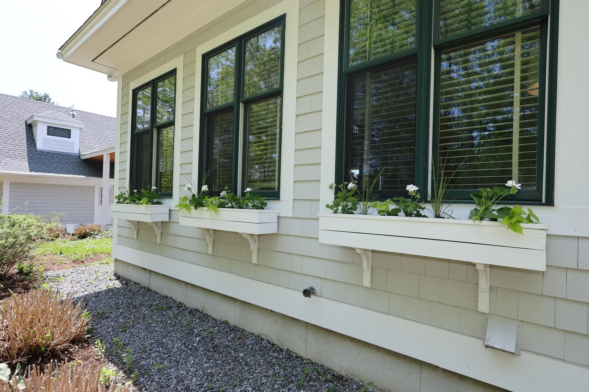118 Perkins Road Madbury NH 03823