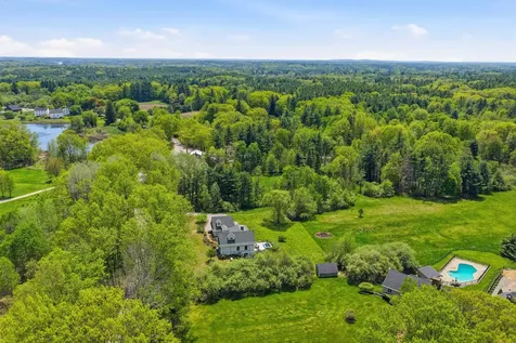 118 Perkins Road Madbury NH 03823