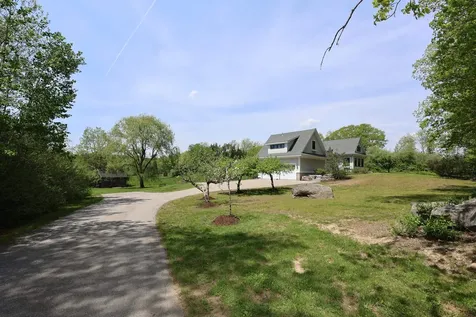 118 Perkins Road Madbury NH 03823