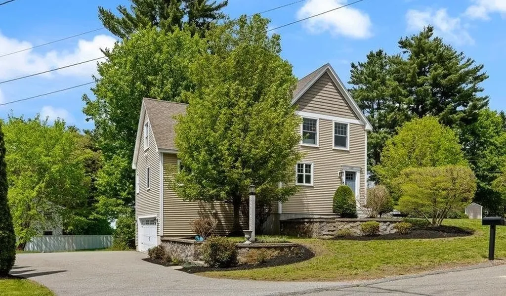 3 1/2 Kimball Avenue Plaistow NH 03865