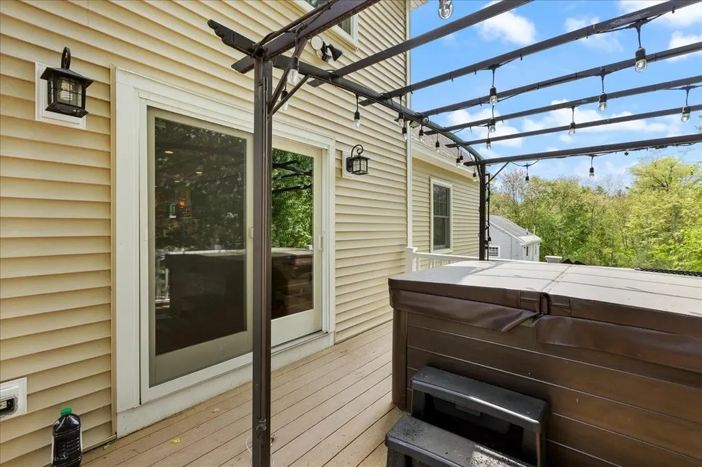 3 1/2 Kimball Avenue Plaistow NH 03865