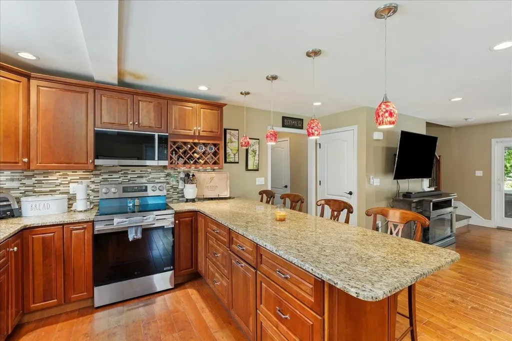3 1/2 Kimball Avenue Plaistow NH 03865