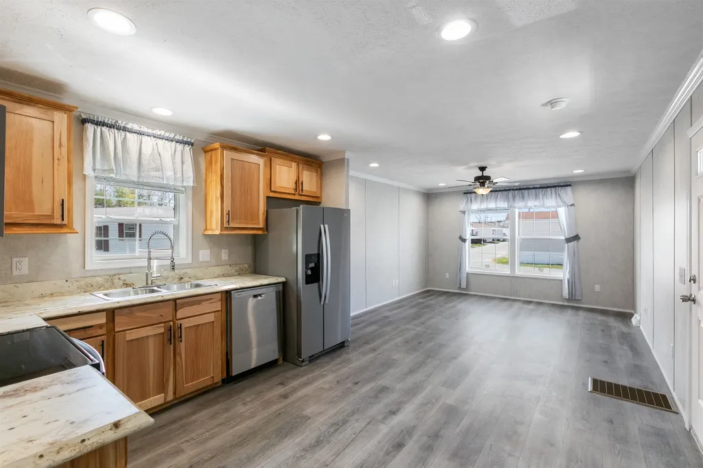 88 A Brookwood Drive Salem NH 03079