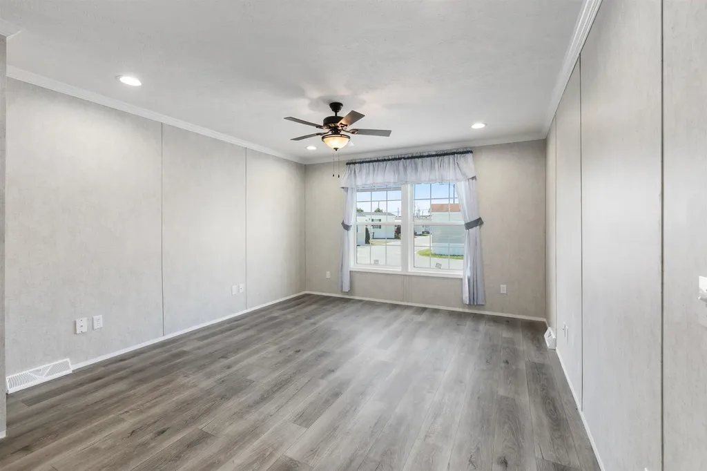 88 A Brookwood Drive Salem NH 03079