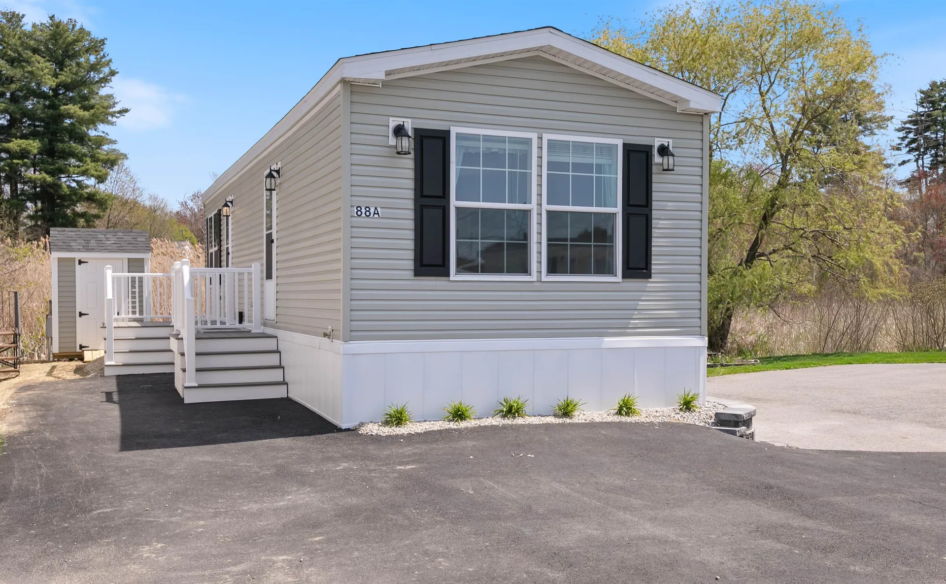 88 A Brookwood Drive Salem NH 03079